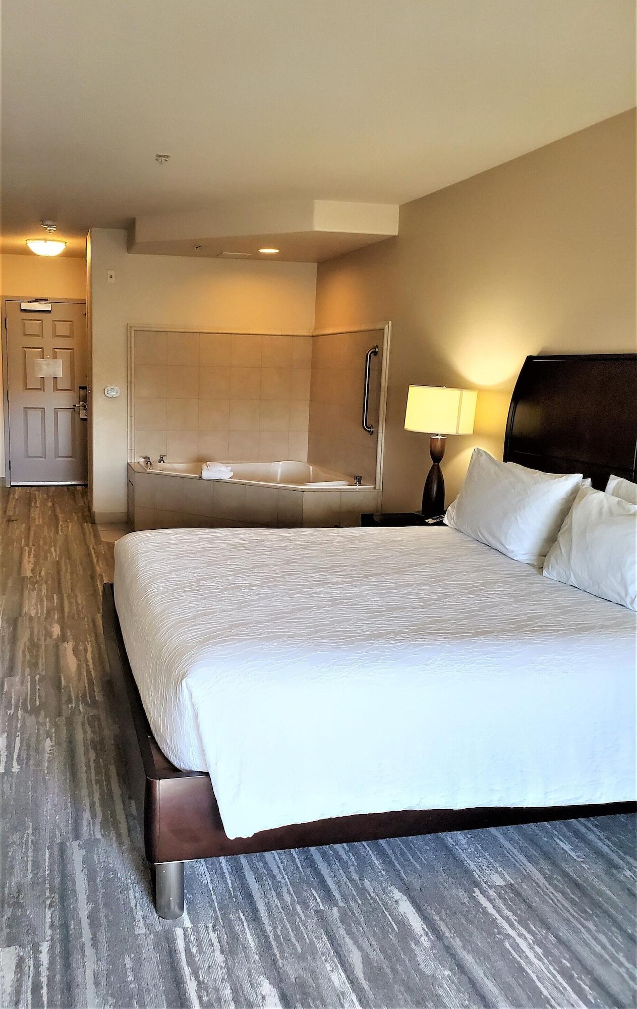 Hilton Garden Inn San Bernardino Bagian luar foto